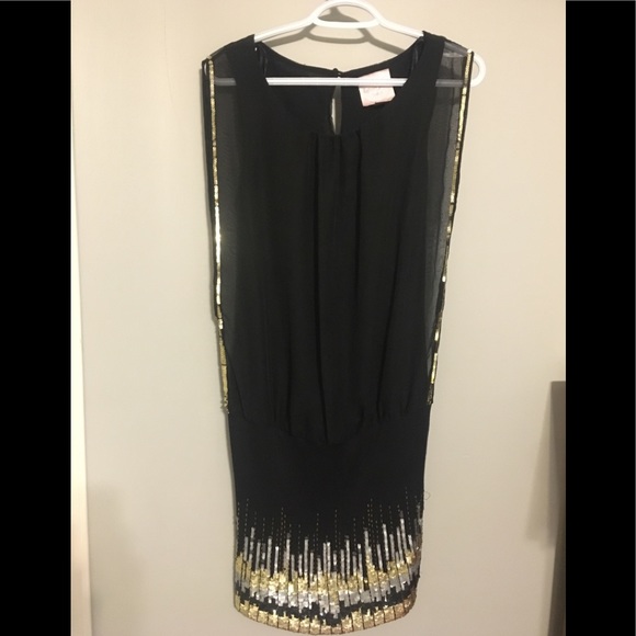 Black dress - Picture 1 of 4